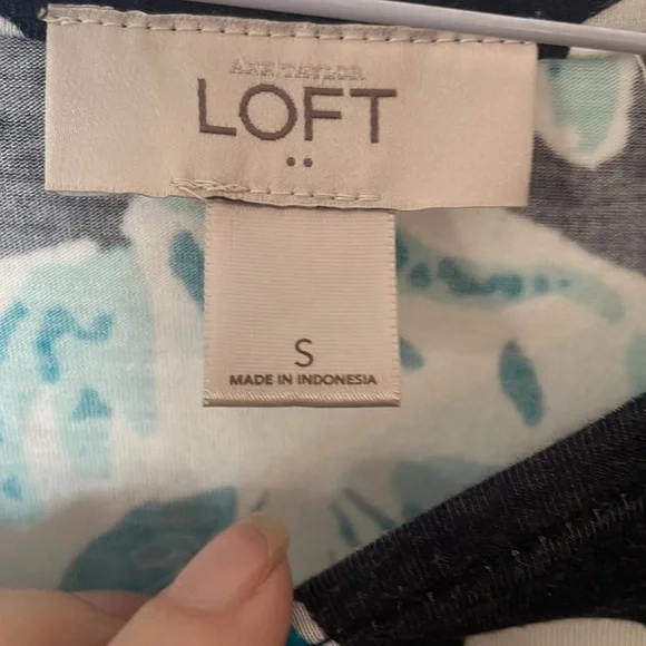 Ann Taylor Loft gorgeous floral dress. Beautiful!!! - Picture 4 of 6